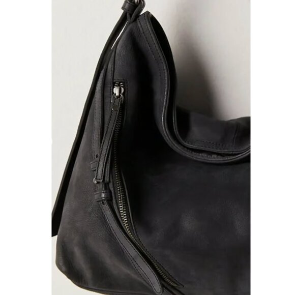 Free People  High Roller Leather Bag in Black 🖤  Factory Sealed - Picture 3 of 8